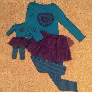 Matching doll/child outfit. Size 8